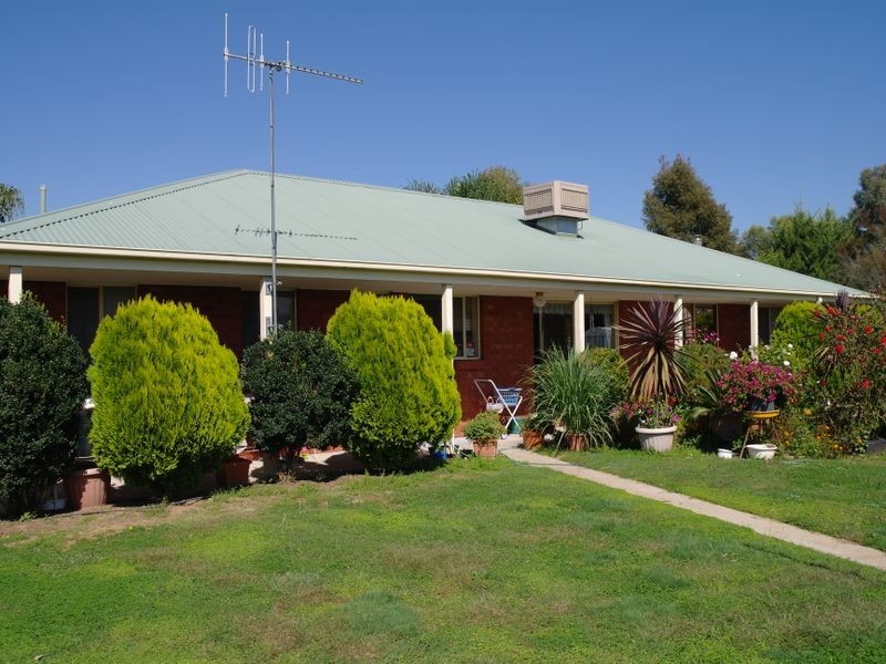 74 Willis Little Drive, Benalla VIC 3672