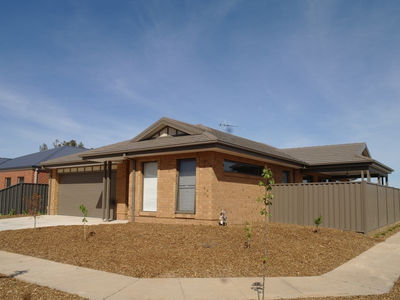 4 Carlyle Street, Benalla VIC 3672