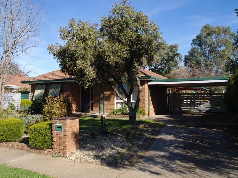 93 Coish Avenue, Benalla VIC 3672