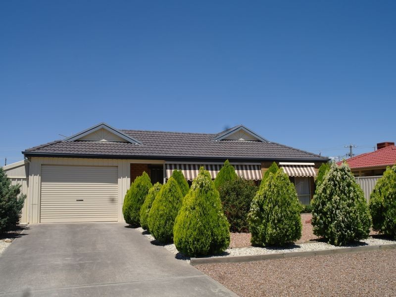 6 Georgesay Court, Benalla VIC 3672
