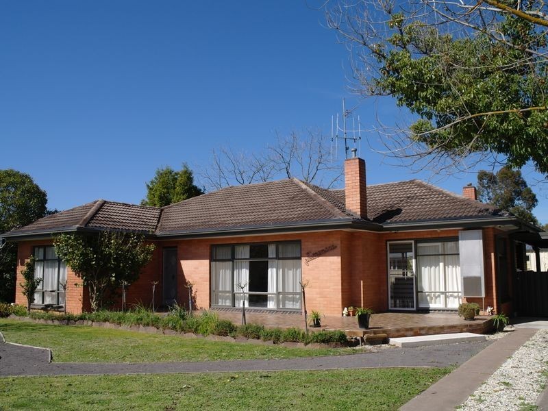 11 Waller Street, Benalla VIC 3672