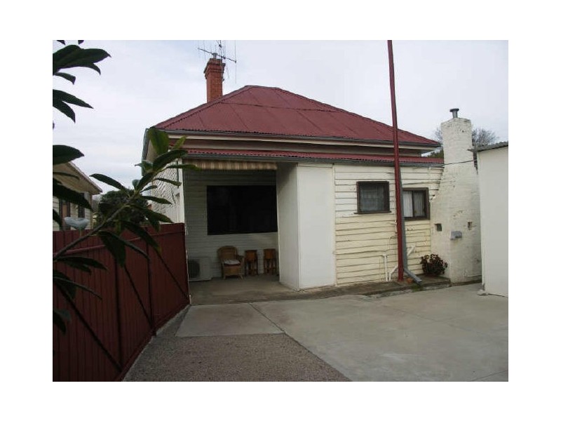 8A Nixon St, Benalla VIC 3672