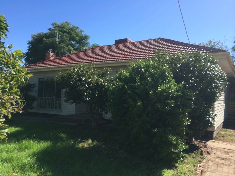 28 Bond Street, Benalla VIC 3672