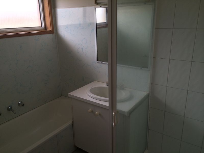 2/140 Waller Street, Benalla VIC 3672