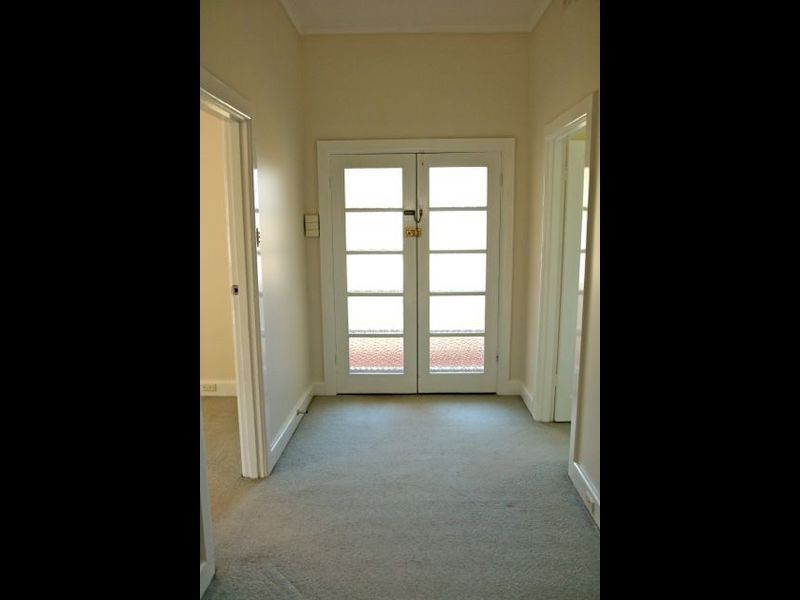 10 Deas Street, Benalla VIC 3672