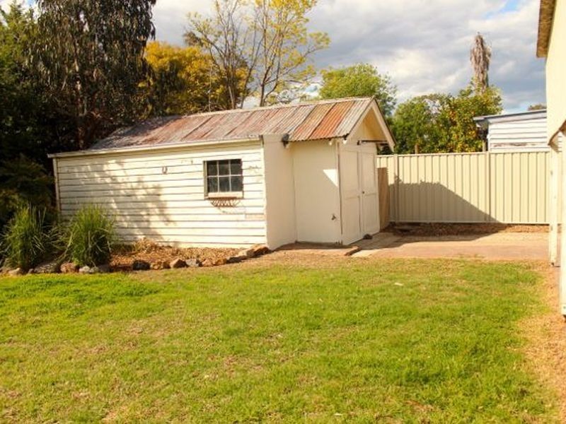 10 Deas Street, Benalla VIC 3672