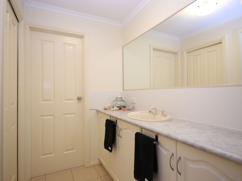 1/13 Wattletree Grove, Benalla VIC 3672