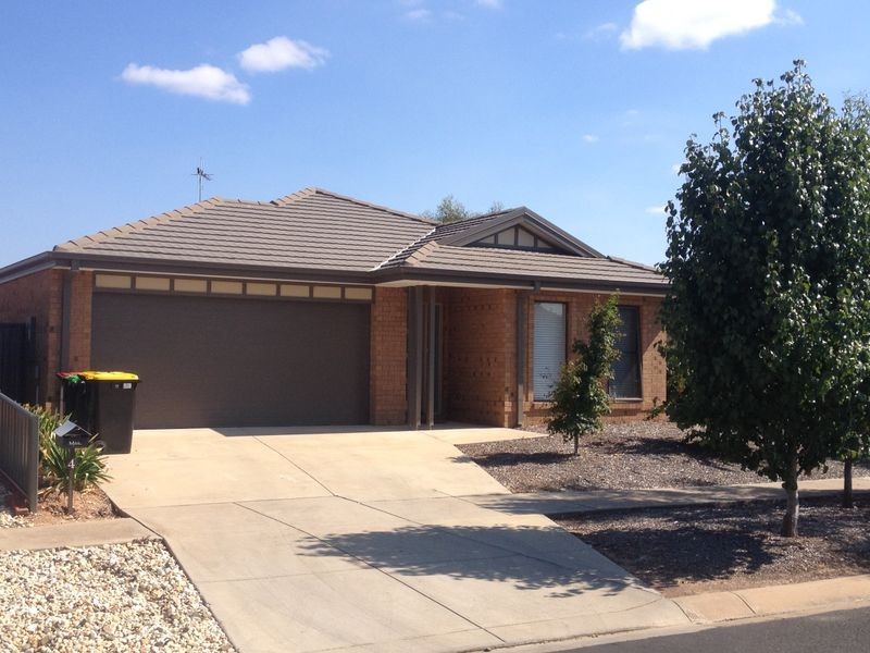 4 Carlyle Street, Benalla VIC 3672