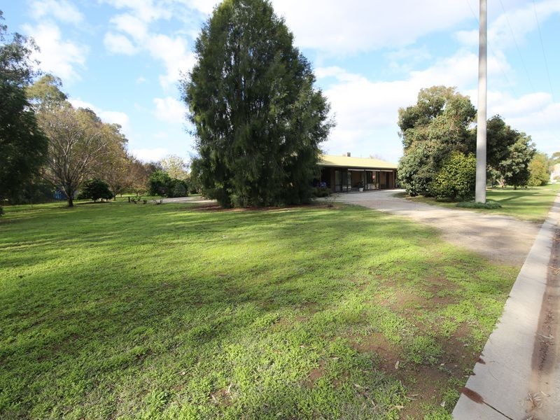 1 Noarana Drive, Benalla VIC 3672