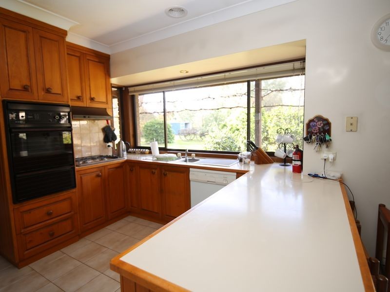 1 Noarana Drive, Benalla VIC 3672