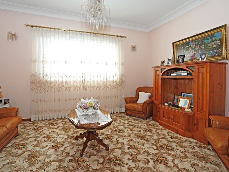 11 Clarkes Road, Ramsgate NSW 2217