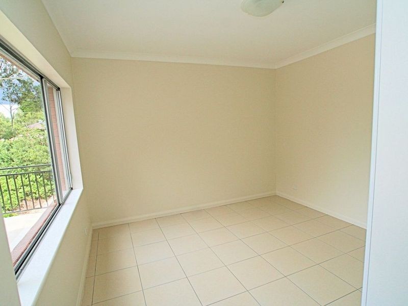 12a Marshall Road, Kirrawee NSW 2232