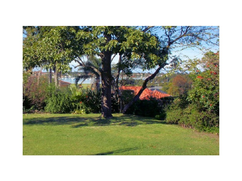 26 Benwerrin Avenue, Carss Park NSW 2221