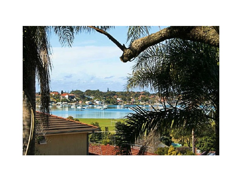 26 Benwerrin Avenue, Carss Park NSW 2221