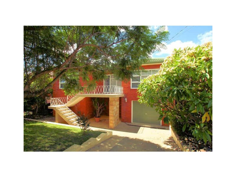 10 Moorefield Avenue, Kogarah NSW 2217