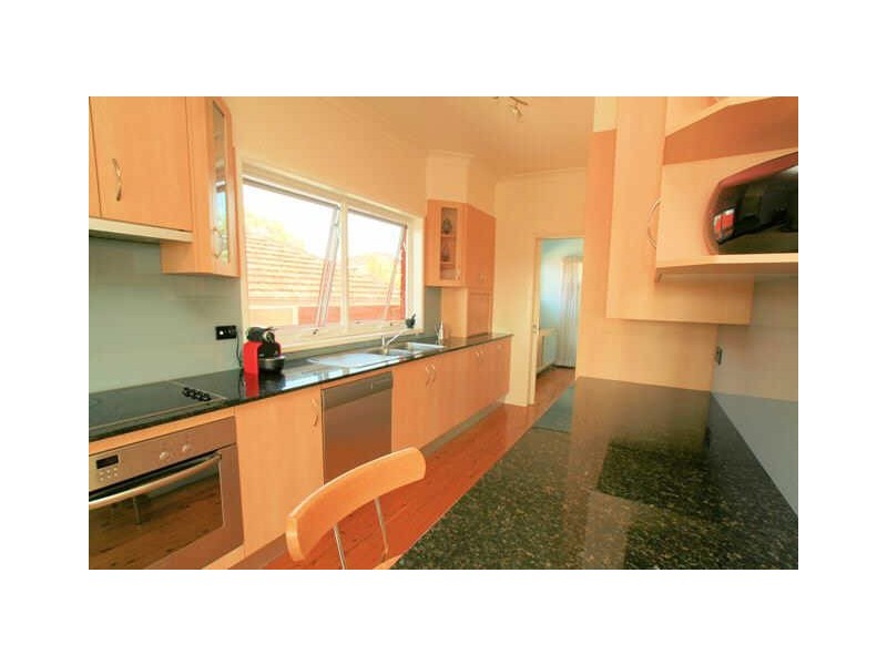 10 Moorefield Avenue, Kogarah NSW 2217