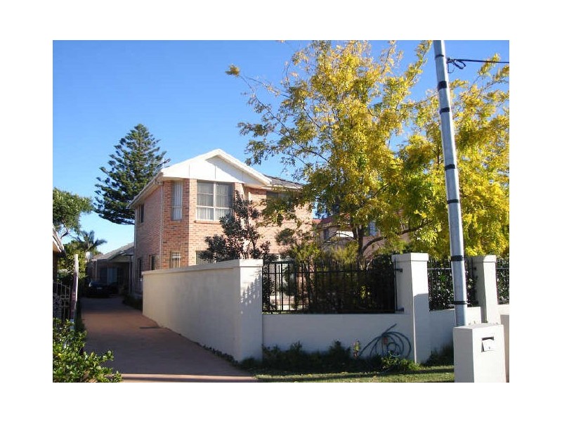 33 Russell Avenue, Sans Souci NSW 2219