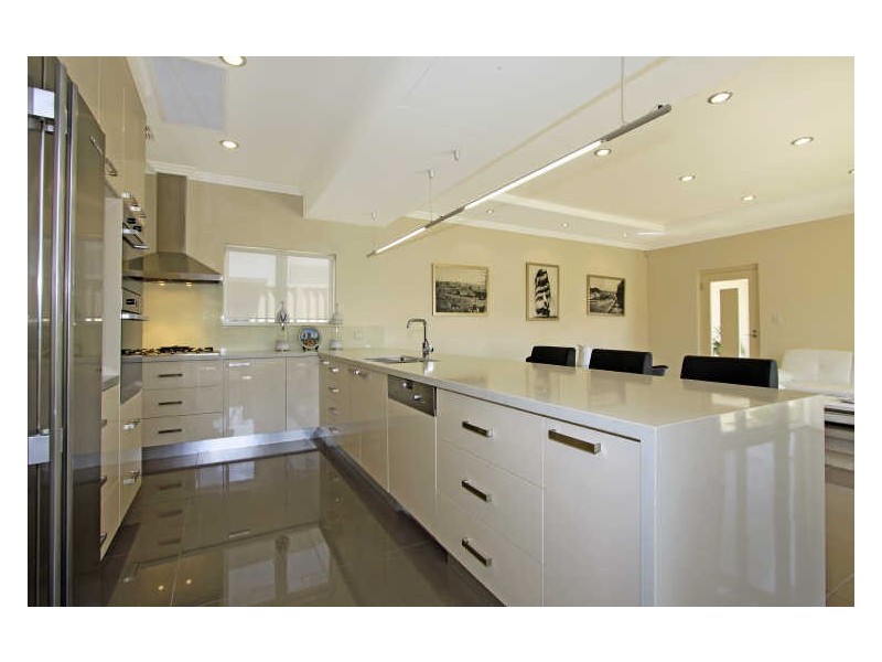 6 Napoleon Street, Sans Souci NSW 2219