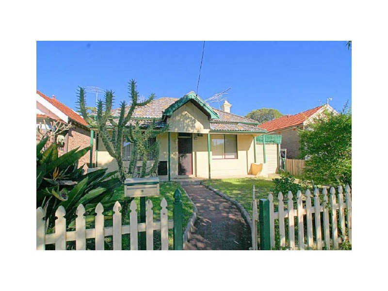 17 Kings Road, Brighton-le-sands NSW 2216