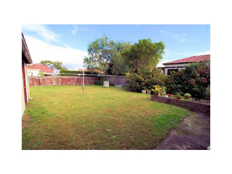 17 Selmon Street, Sans Souci NSW 2219