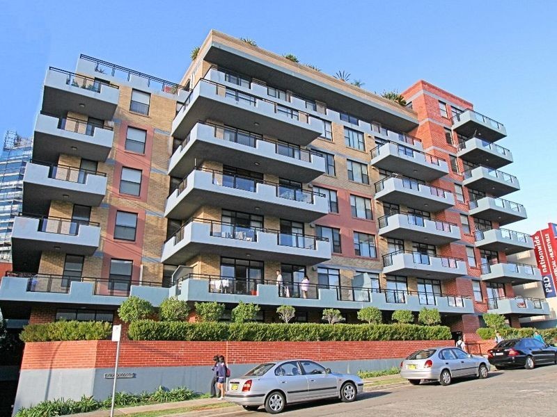 81/6-12 Carrington Avenue, Hurstville NSW 2220