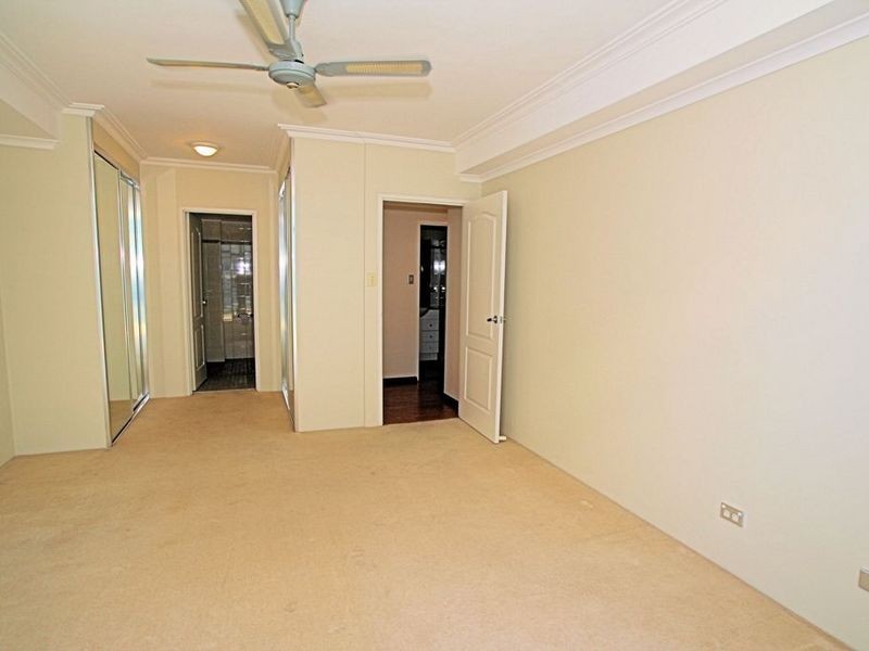 81/6-12 Carrington Avenue, Hurstville NSW 2220