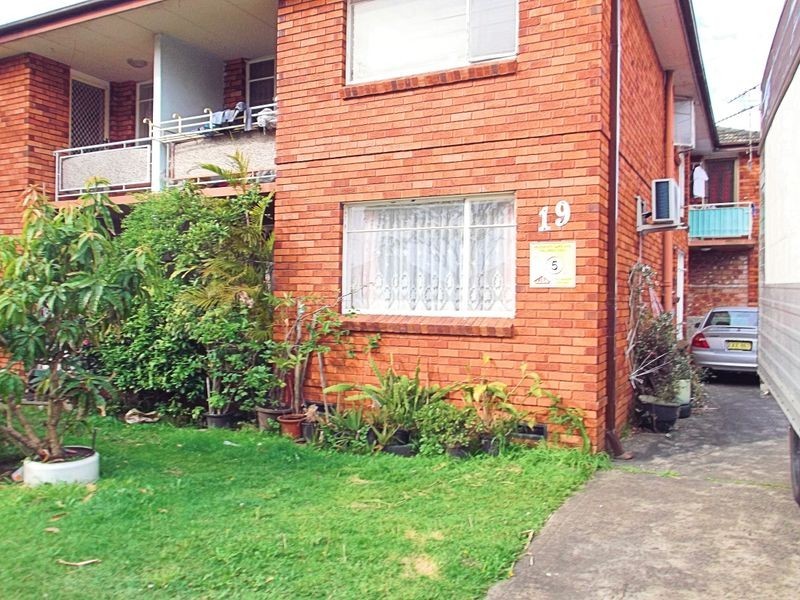 6/19 Fourth Avenue, Campsie NSW 2194