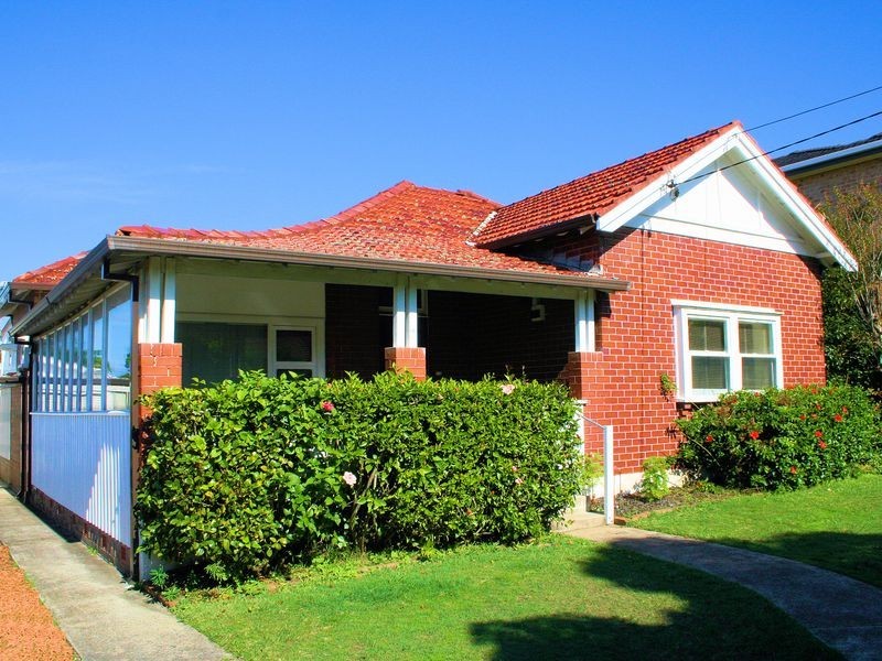 6 Darley Street, Sans Souci NSW 2219