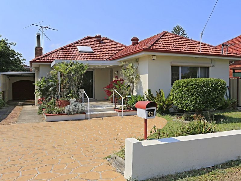 42 Toyer Avenue, Sans Souci NSW 2219