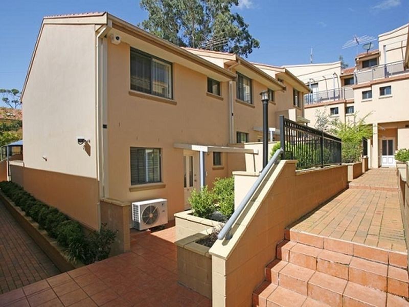 18/6 Mowbray Street, Sylvania NSW 2224