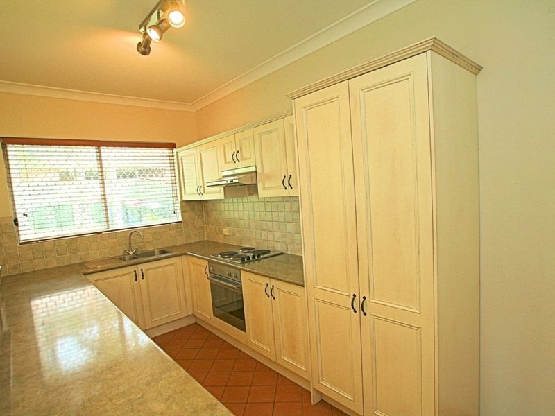 2/25 Andover Street, Carlton NSW 2218