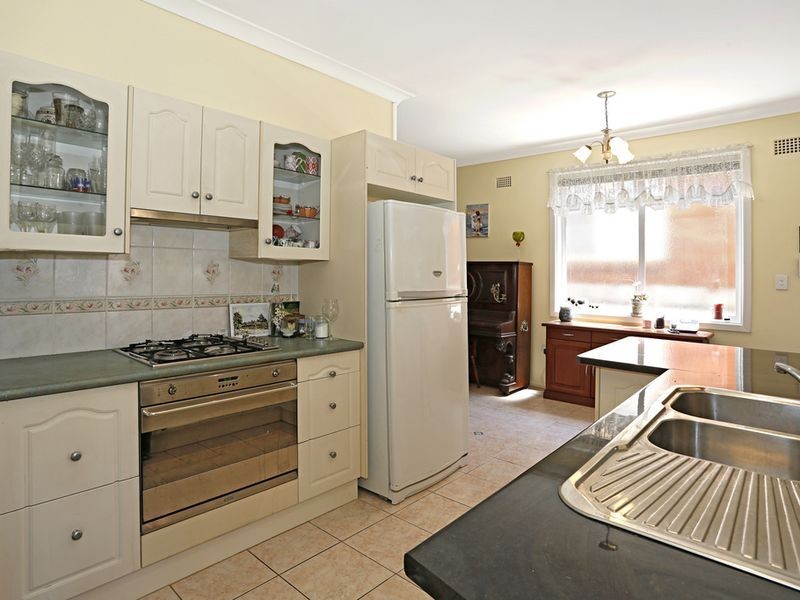 24 Poplar Avenue, Sans Souci NSW 2219