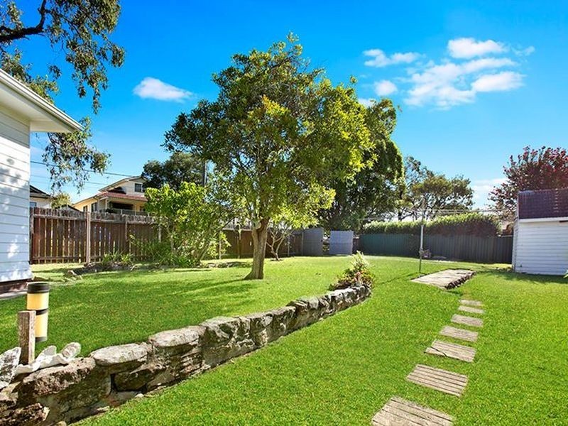 31 Corea Street, Sylvania NSW 2224