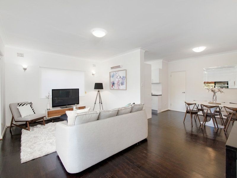 10 Erang Street, Carss Park NSW 2221