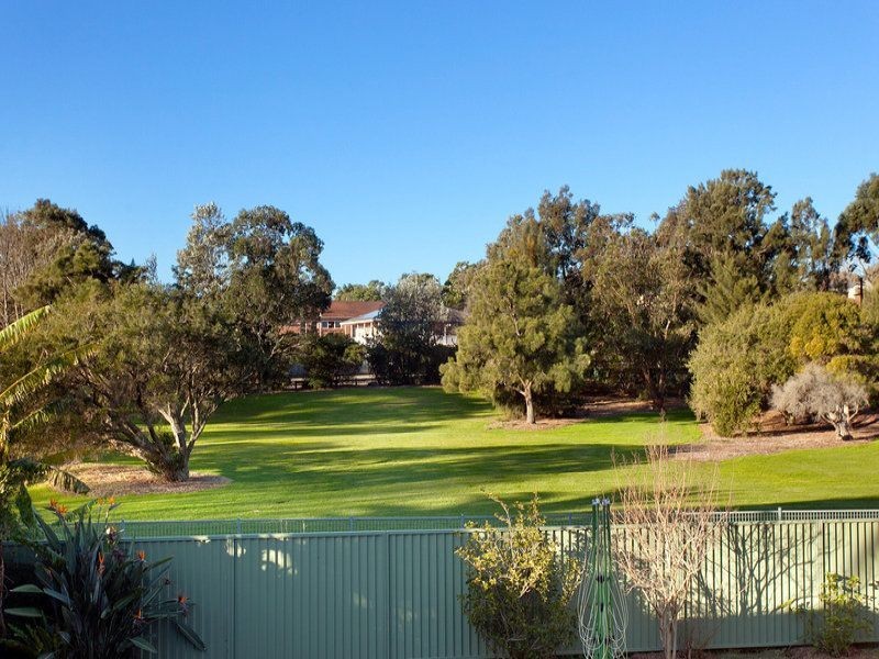 10 Erang Street, Carss Park NSW 2221