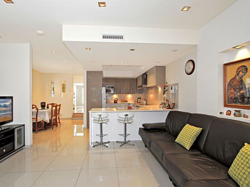 6a Norman Avenue, Dolls Point NSW 2219