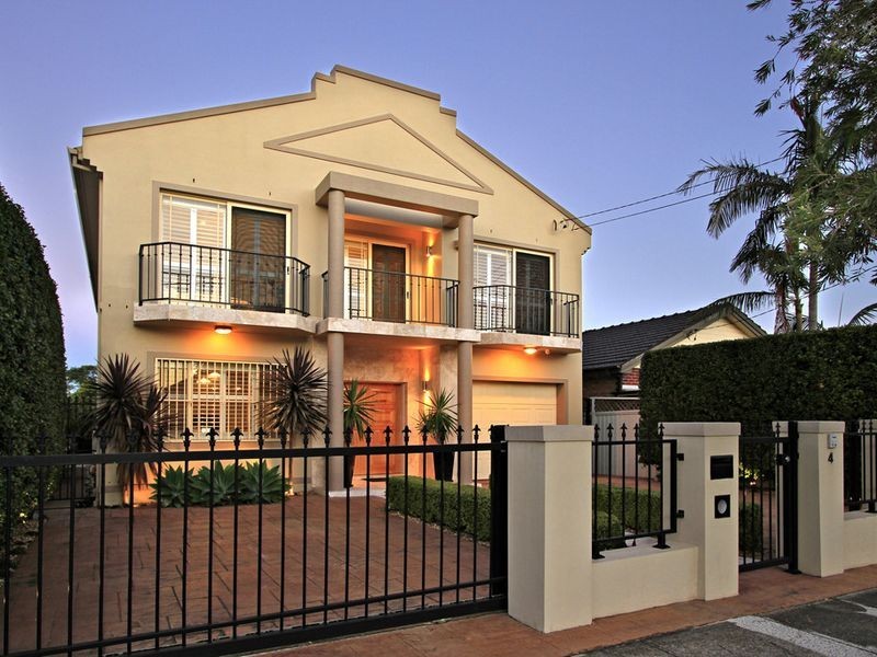 4 Campbell Street, Ramsgate NSW 2217