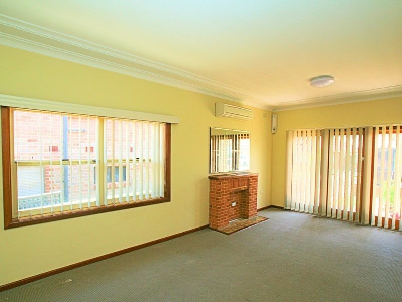 21 Kinsel Avenue, Kingsgrove NSW 2208