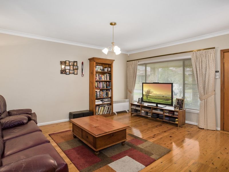 9 Seine Place, Miranda NSW 2228