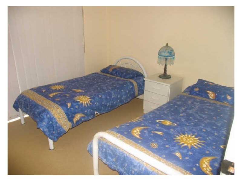 B4-U2 The Breakers/18-20 Pacific Parade, Yamba NSW 2464