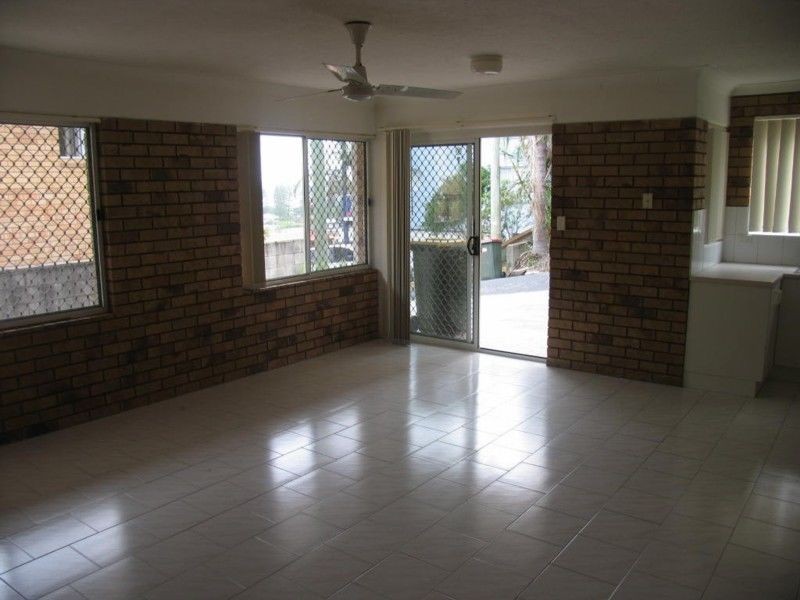 2/6 Convent Lane, Yamba NSW 2464