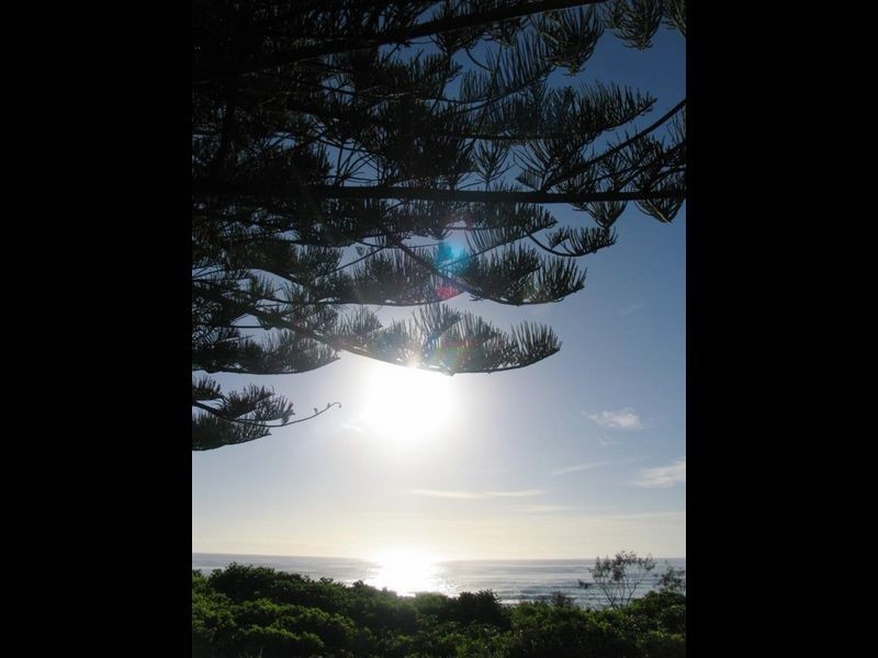 8 Pacific Parade, Yamba NSW 2464