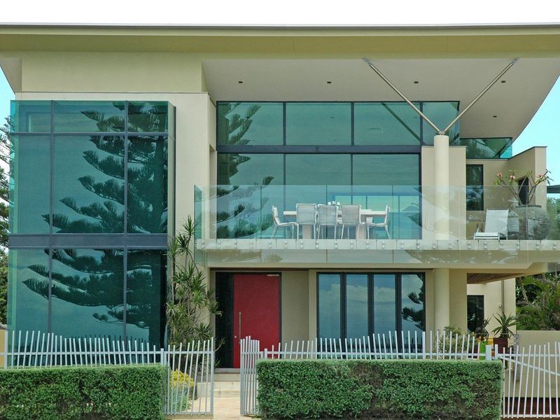 8 Pacific Parade, Yamba NSW 2464
