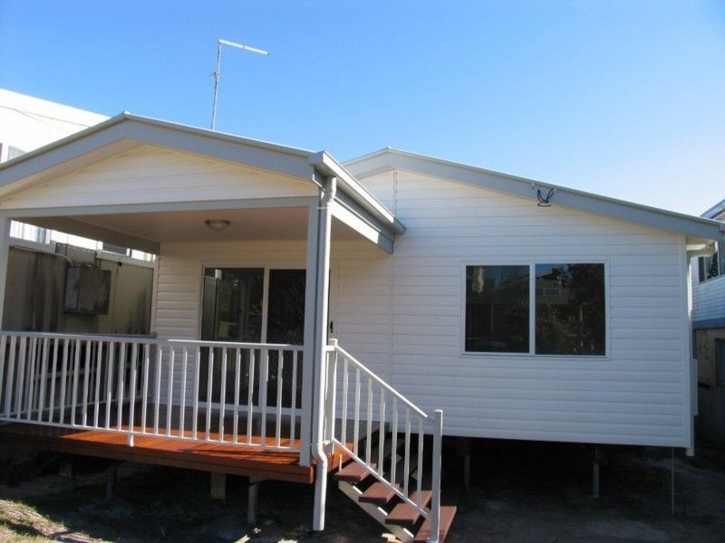 13 Queen Street, Yamba NSW 2464