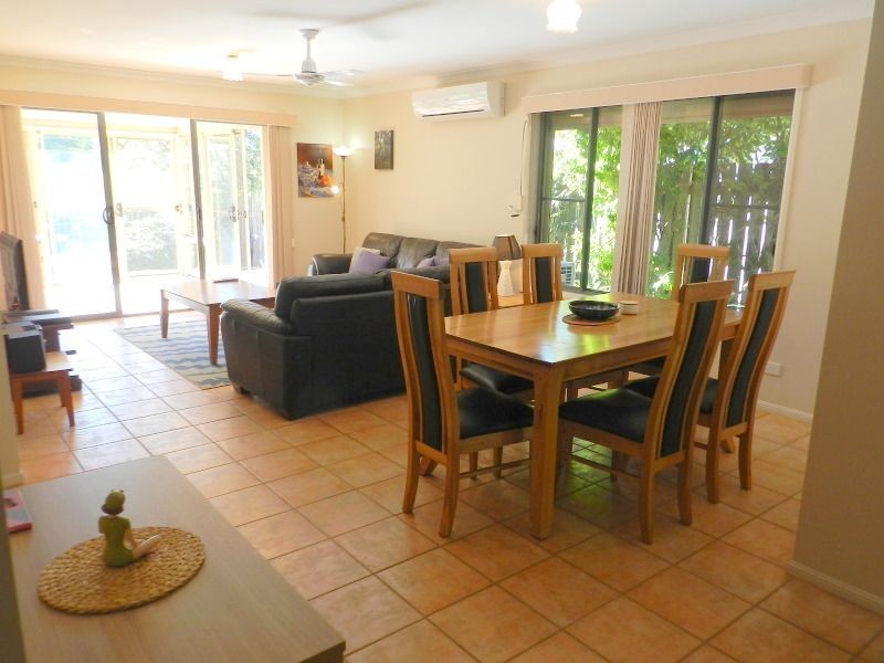 2/44 Beachside Way, Yamba NSW 2464