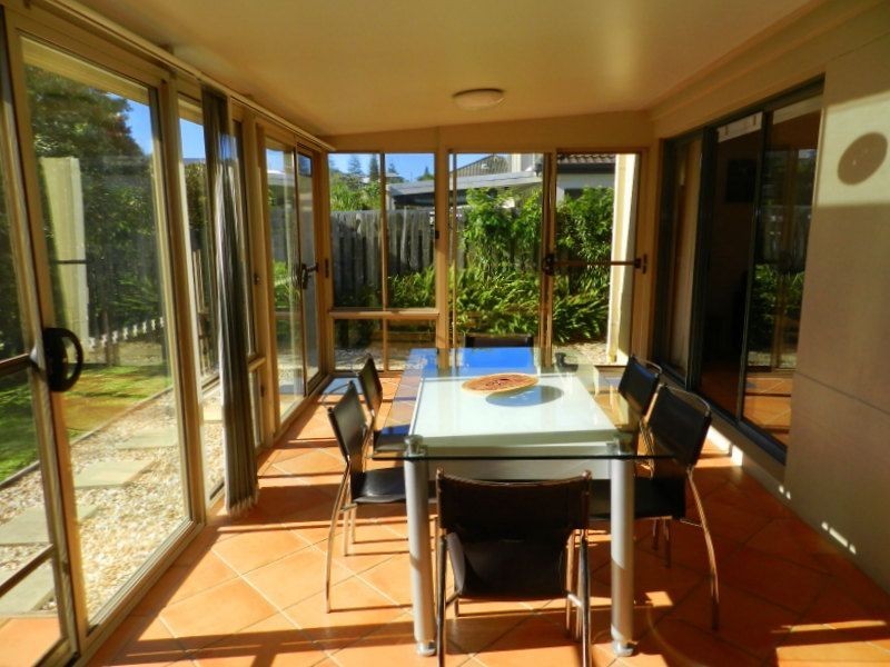 2/44 Beachside Way, Yamba NSW 2464