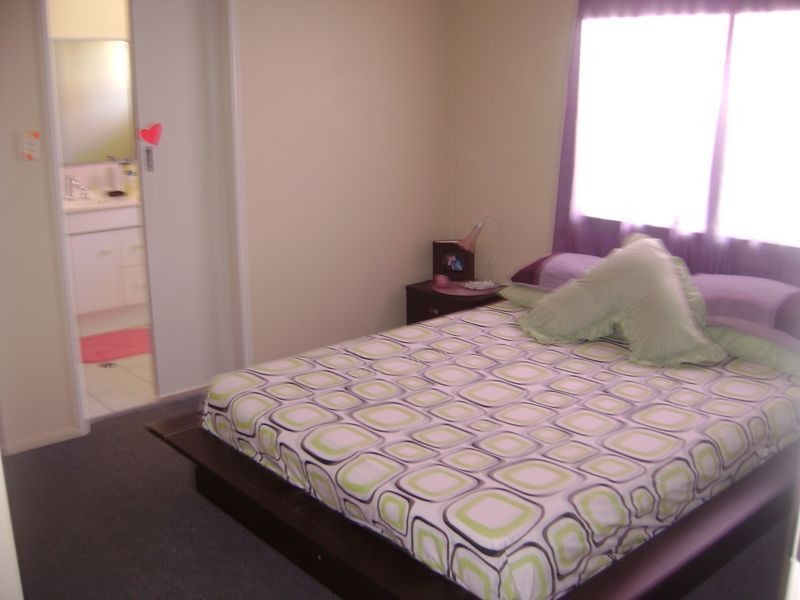 18 ADMIRALTY COURT, Yamba NSW 2464