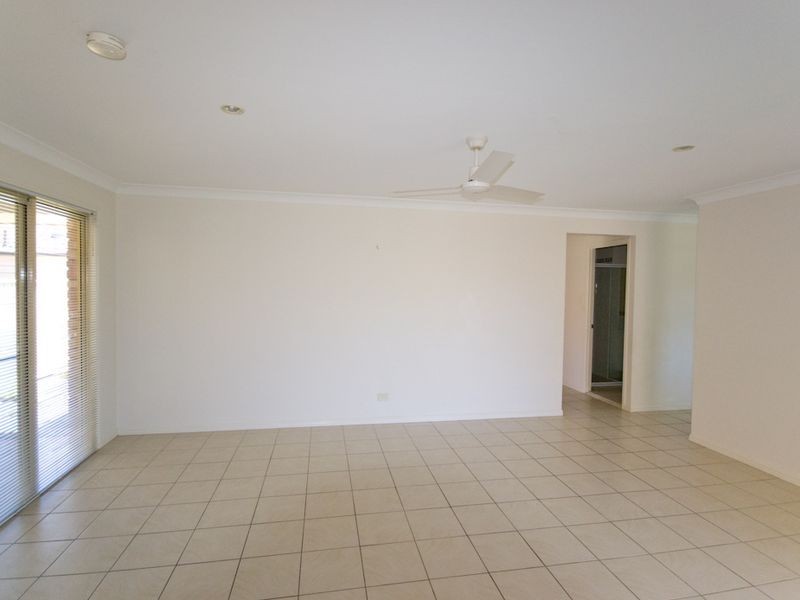 2/1 Newport Island Circuit, Yamba NSW 2464