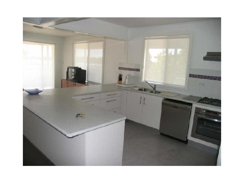 5 Bent Street, Yamba NSW 2464