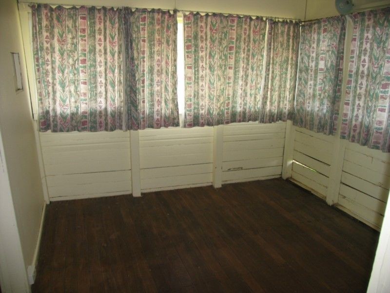 37 Yamba Street, Yamba NSW 2464